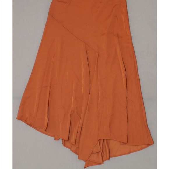 WOMEN'S SEAMED ASYMMETRICAL HEM MIDI SLIP SKIRT - Picture 2 of 5